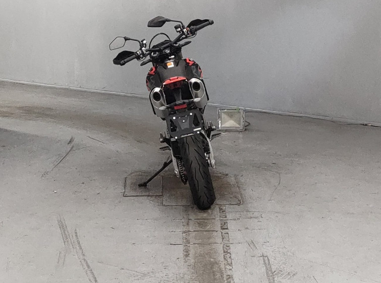 Мотоцикл Ducati HYPERMOTARD 698 MONO RVE з пробігом 1437 km