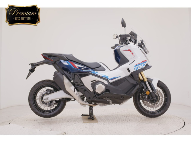 Мотоцикл Honda X-ADV750-2 с пробегом 67 km