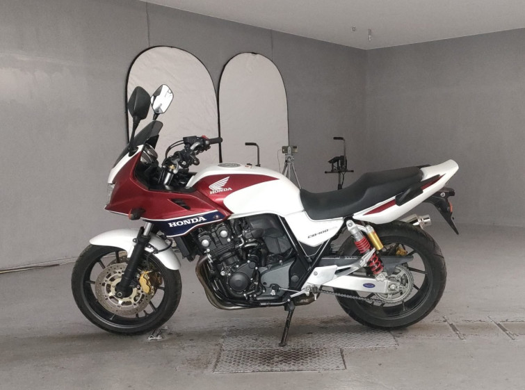 Мотоцикл Honda CB400SFVA с пробегом 6071 km