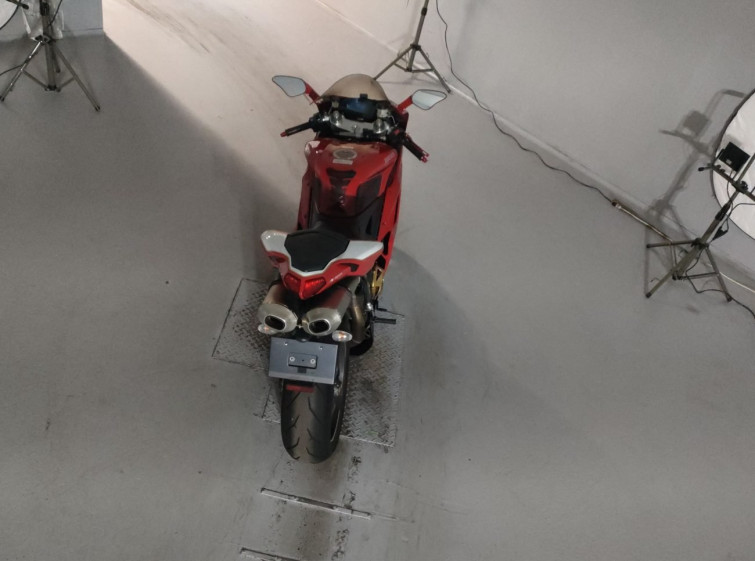 Мотоцикл Ducati 1198 з пробігом 38276 km