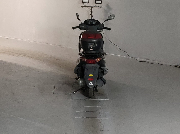 Мотоцикл Honda CB400SFV з пробігом 18906 km