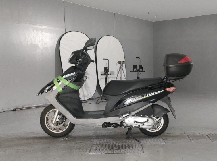 Мотоцикл Honda CB400SFV з пробігом 18906 km