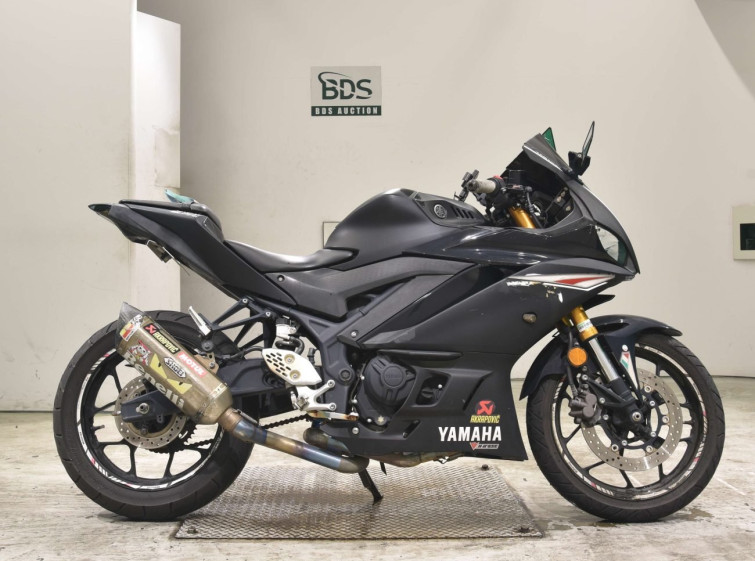 Мотоцикл Yamaha YZF-R25