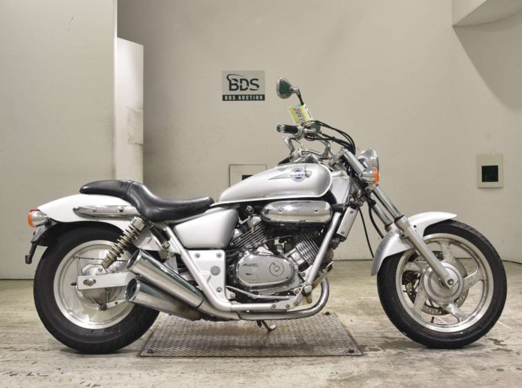 Мотоцикл Honda MAGNA250 з пробігом 35620 km