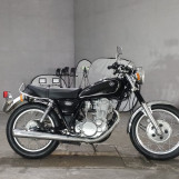 Мотоцикл Yamaha SR400 з пробігом 1954 km