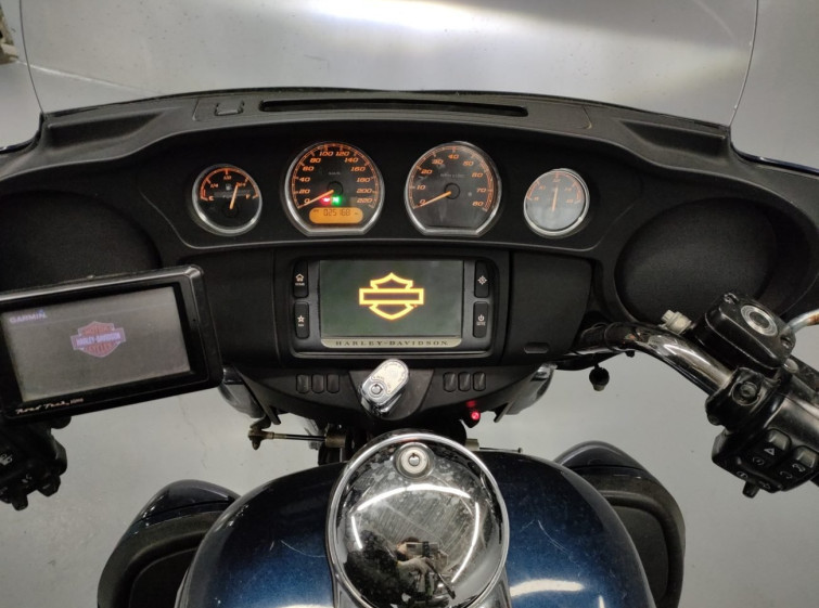 Мотоцикл HD ELECTRA GLIDE FLHTCU1690 TRIKE с пробегом 25168 km