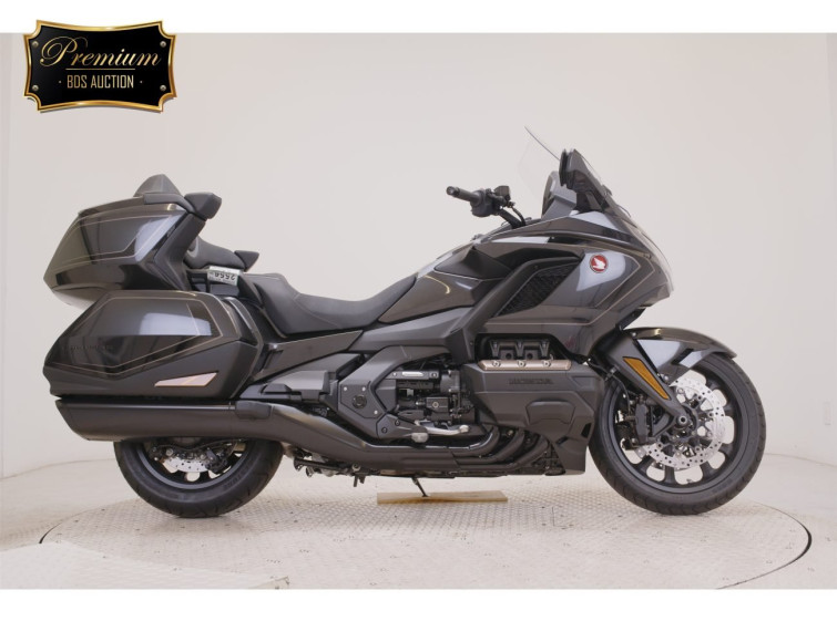 Мотоцикл Honda GL1800 TOUR D з пробігом 137 km