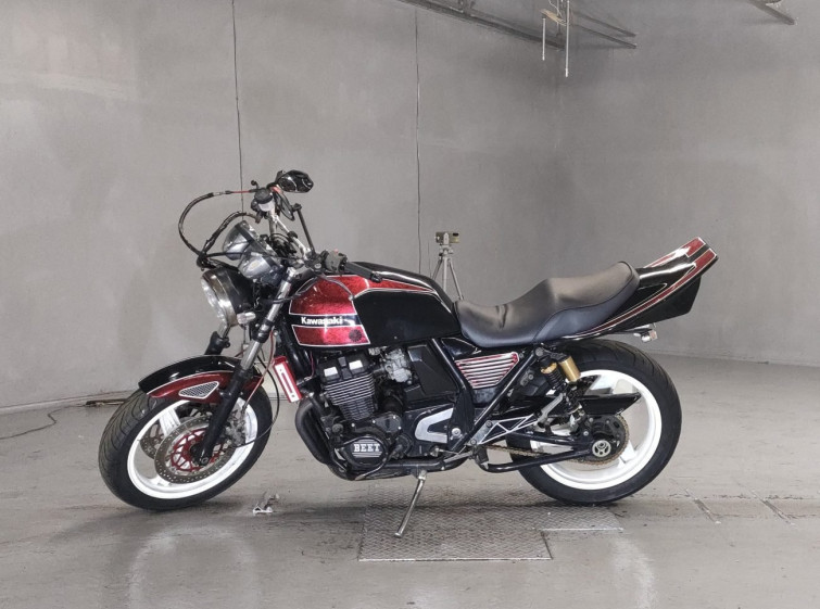 Мотоцикл Kawasaki ZRX400 с пробегом 69008 km