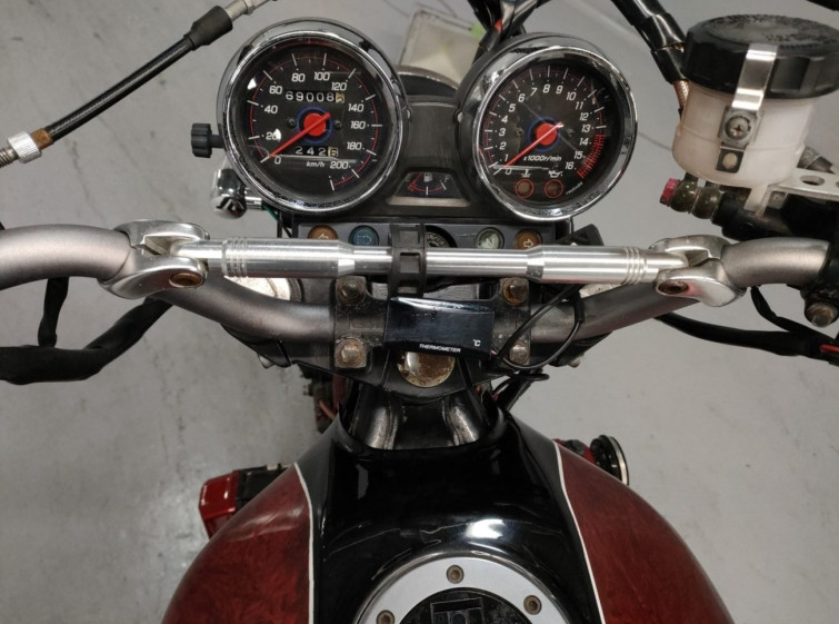 Мотоцикл Kawasaki ZRX400 с пробегом 69008 km