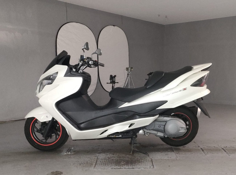 Мотоцикл Suzuki SKYWAVE 250S с пробегом 20567 km