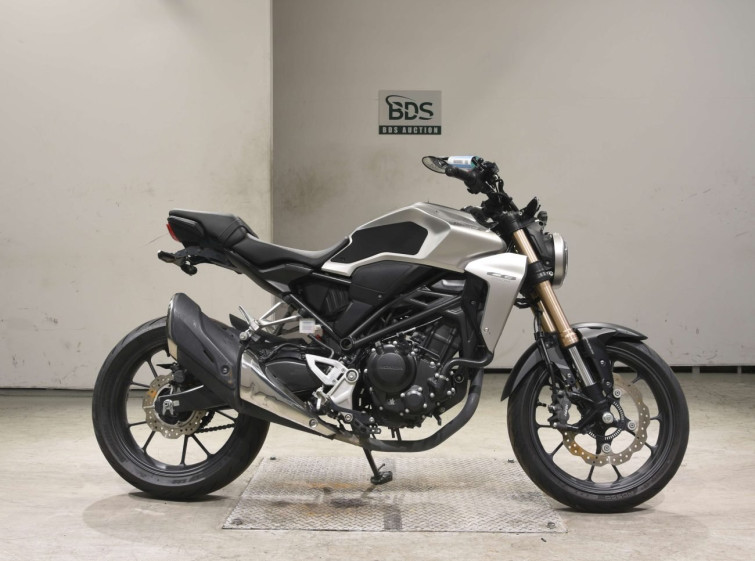 Мотоцикл Honda CB250RA