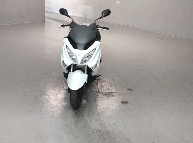 Мотоцикл Suzuki BURGMAN200 з пробігом 26606 km
