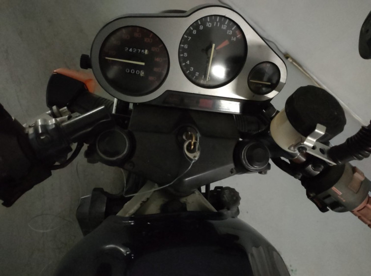 Мотоцикл Honda VTZ250 с пробегом 24275 km