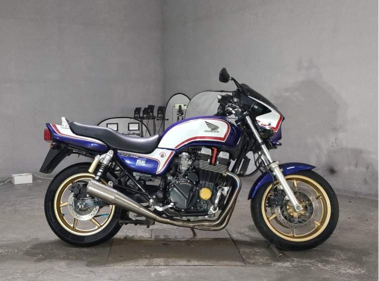 Мотоцикл Honda CB750 с пробегом 25939 km