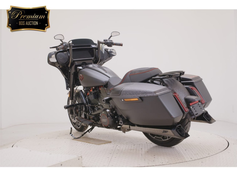 Мотоцикл HD FLHXSE1980CVO с пробегом 3086 km