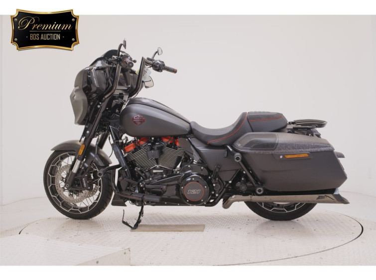 Мотоцикл HD FLHXSE1980CVO с пробегом 3086 km