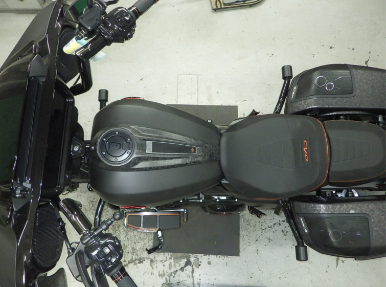 Мотоцикл HD FLHXSE1980CVO с пробегом 3086 km