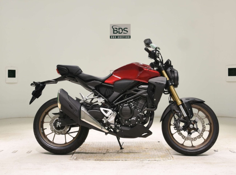 Мотоцикл Honda CB250RA с пробегом 6855 km