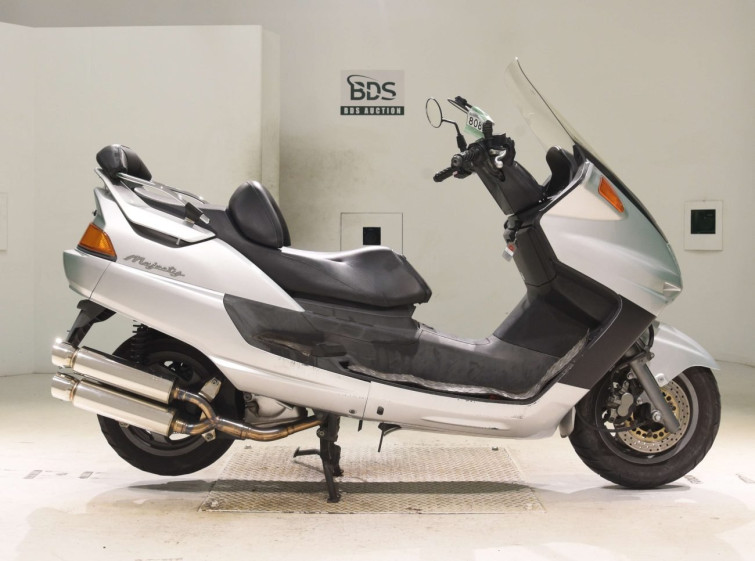 Мотоцикл Yamaha MAJESTY 250 з пробігом 16482 km