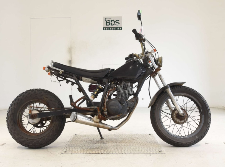 Мотоцикл Yamaha TW200 з пробігом 7870 km