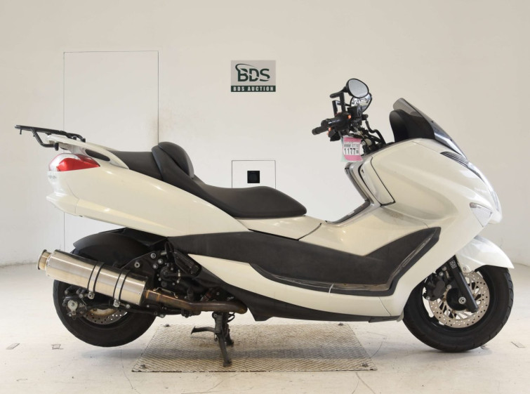 Мотоцикл Yamaha MAJESTY 250
