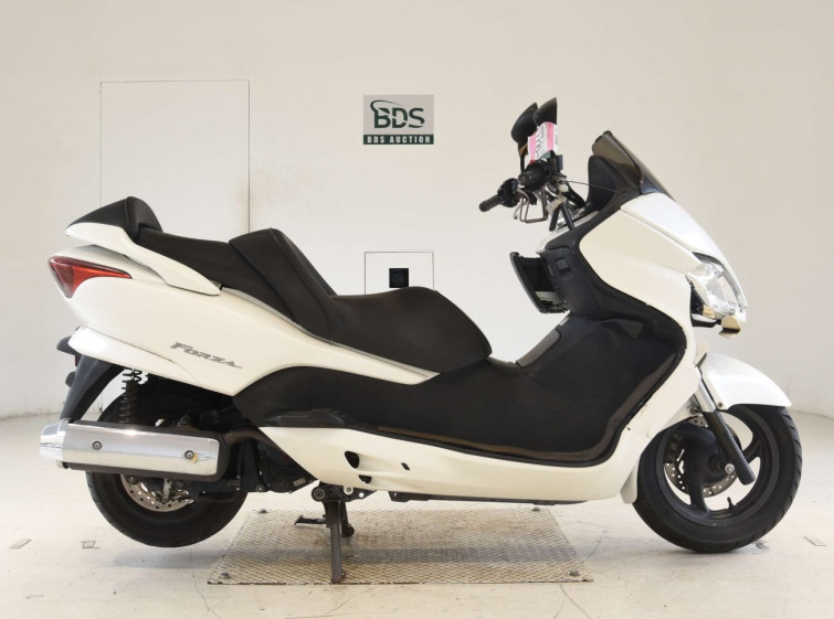 Мотоцикл Honda FORZA Z