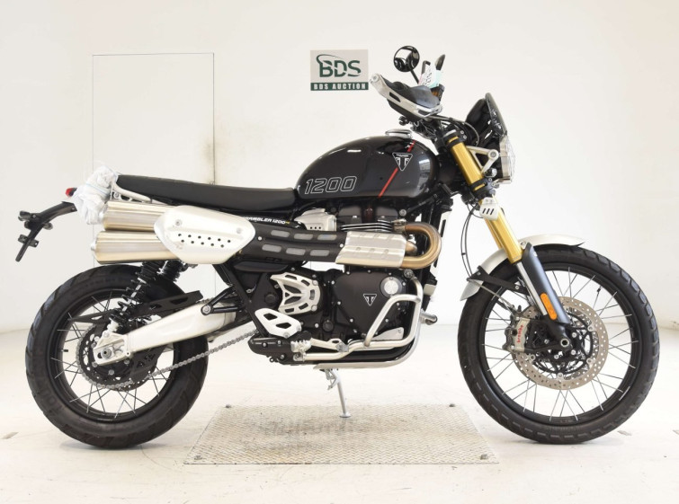 Мотоцикл Triumph SCRAMBLER 1200 XE з пробігом 6552 km