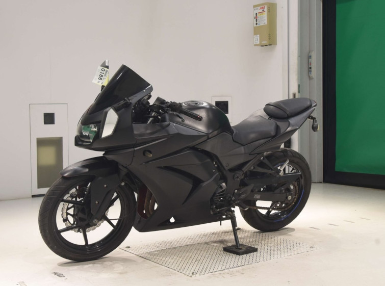 Мотоцикл Kawasaki NINJA400 з пробігом 25604 km