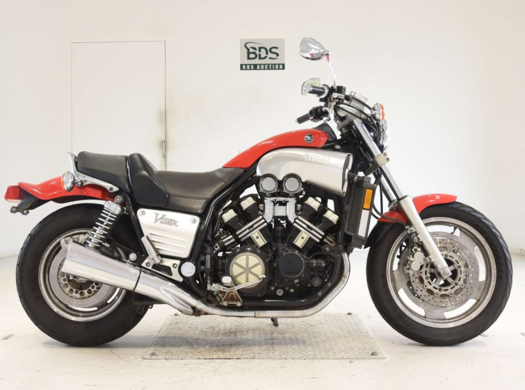 Мотоцикл Yamaha V-MAX1200 з пробігом 11149 m