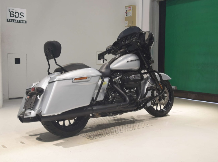 Мотоцикл HD STREET GLIDE FLHXS1870 з пробігом 1924 km
