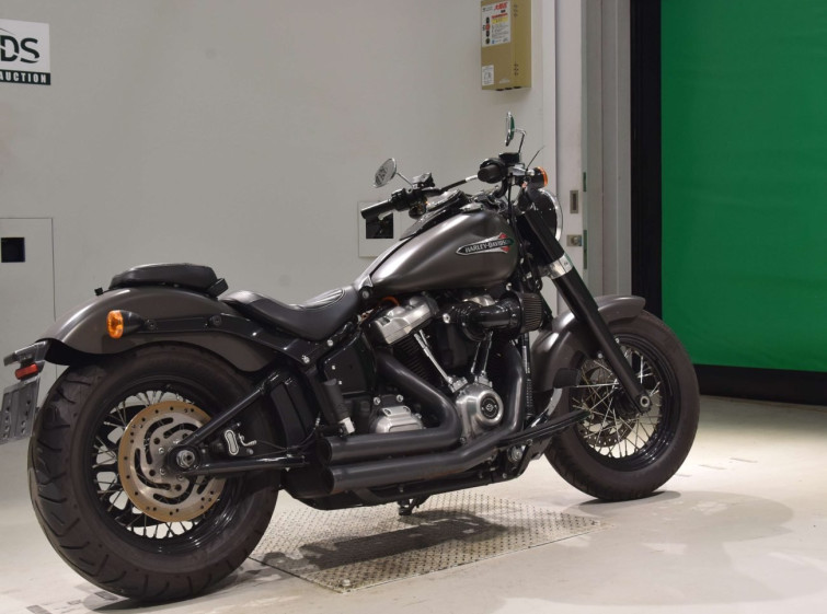 Мотоцикл HD SLIM FLSL1750