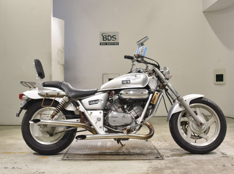 Мотоцикл Honda MAGNA250 з пробігом 40779 km
