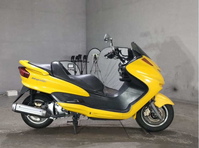 Мотоцикл Yamaha MAJESTY 250C з пробігом 53402 km