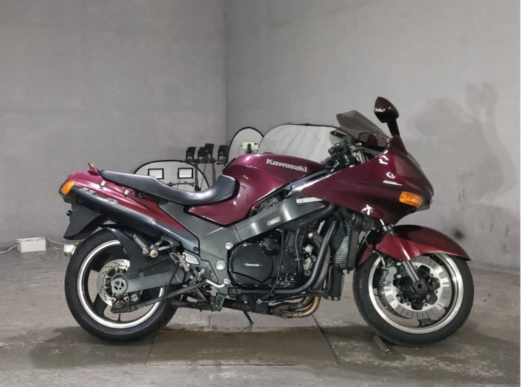 Мотоцикл Kawasaki ZZ-R1100 з пробігом 80892 km