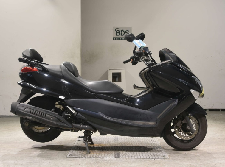 Мотоцикл Yamaha MAJESTY 250