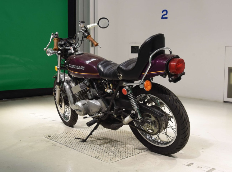 Мотоцикл Kawasaki KH400 с пробегом 8765 m