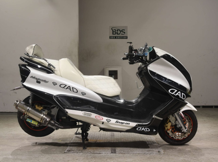 Мотоцикл Yamaha MAJESTY 250C с пробегом 66831 km