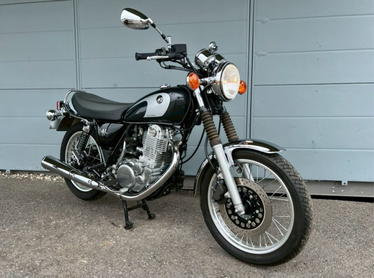 Мотоцикл Yamaha SR400 з пробігом 2351 km
