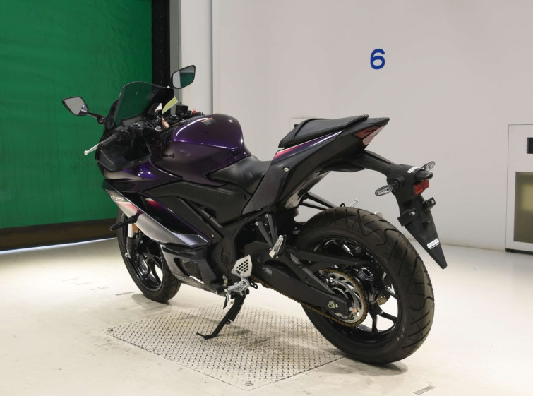 Мотоцикл Yamaha YZF-R25 с пробегом 1029 km