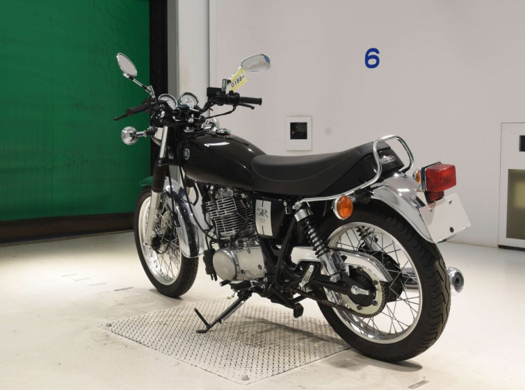 Мотоцикл Yamaha SR400 з пробігом 2343 km