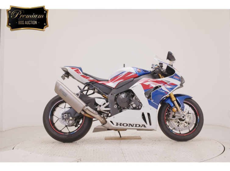 Мотоцикл Honda CBR1000RR SP с пробегом 4523 km