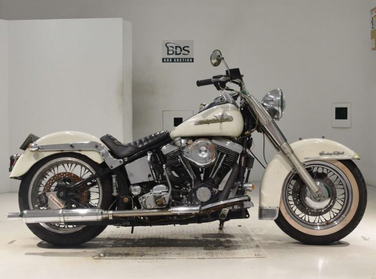 Мотоцикл HD HERITAGE FLSTC1340 с пробегом 42131 km