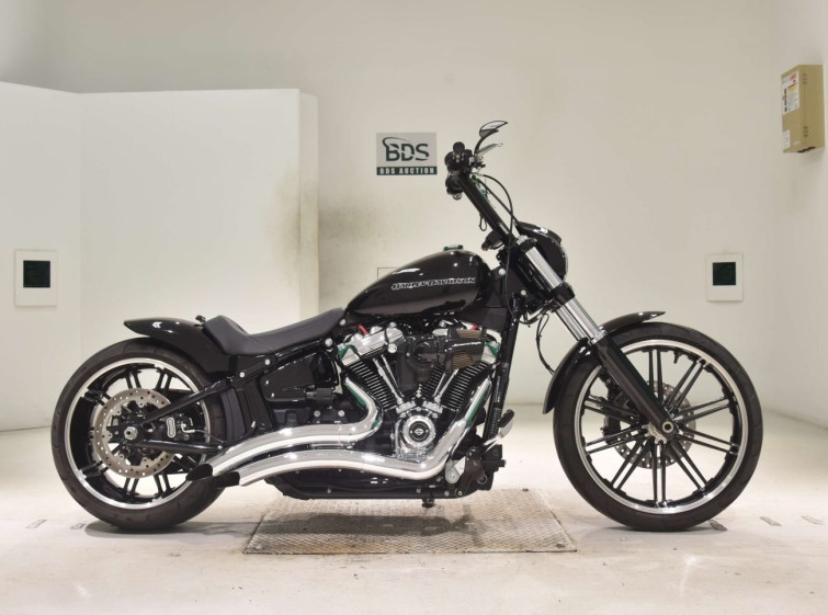 Мотоцикл HD BREAKOUT FXBRS1870 с пробегом 2310 km