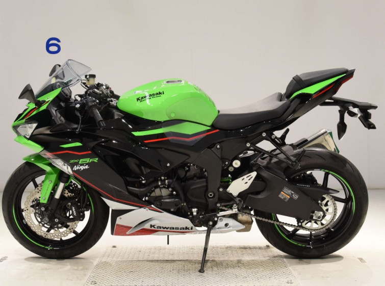 Мотоцикл Kawasaki ZX-6RA с пробегом 3260 km