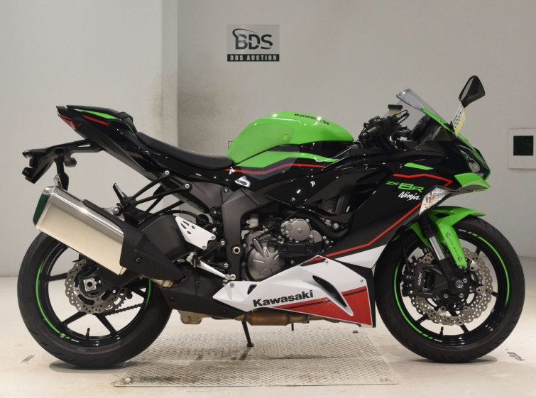 Мотоцикл Kawasaki ZX-6RA с пробегом 3260 km