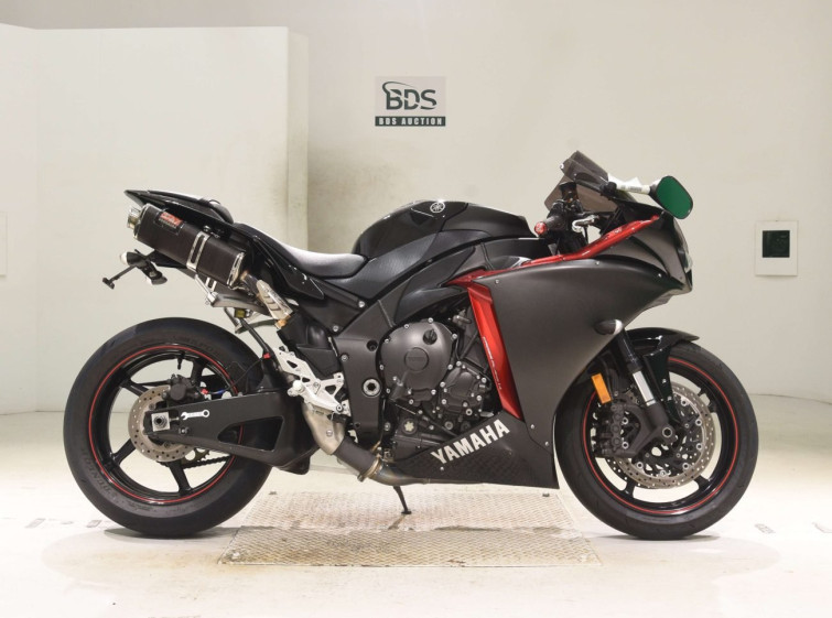 Мотоцикл Yamaha YZF-R1 з пробігом 47058 km