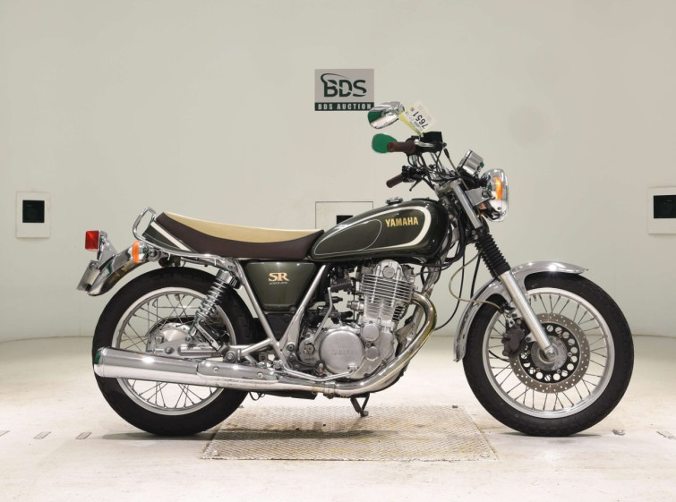 Мотоцикл Yamaha SR400 з пробігом 14154 km