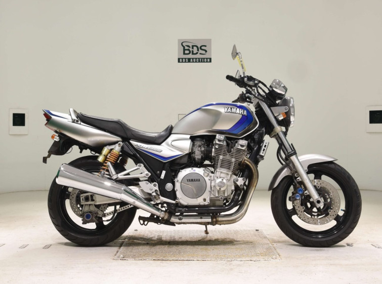 Мотоцикл Yamaha XJR1300 с пробегом 51406 km