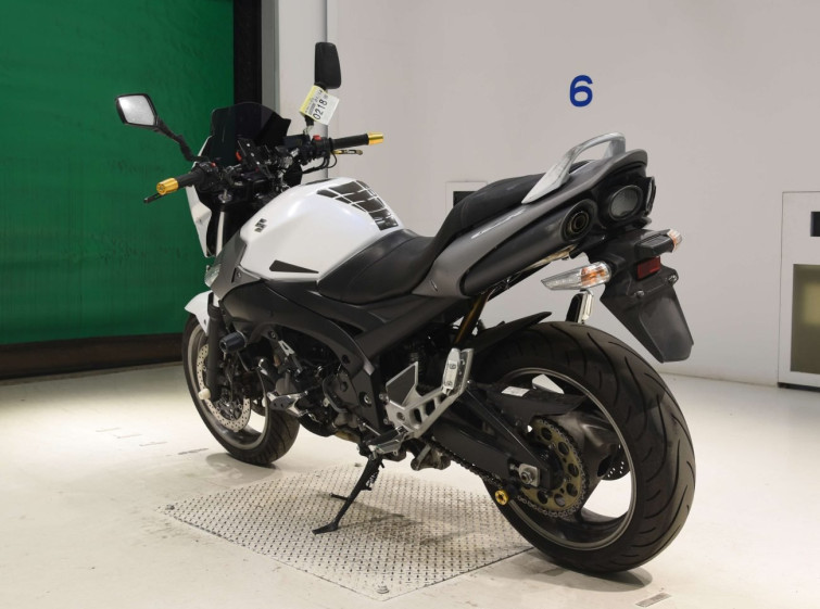 Мотоцикл Suzuki GSR400 з пробігом 43400 km