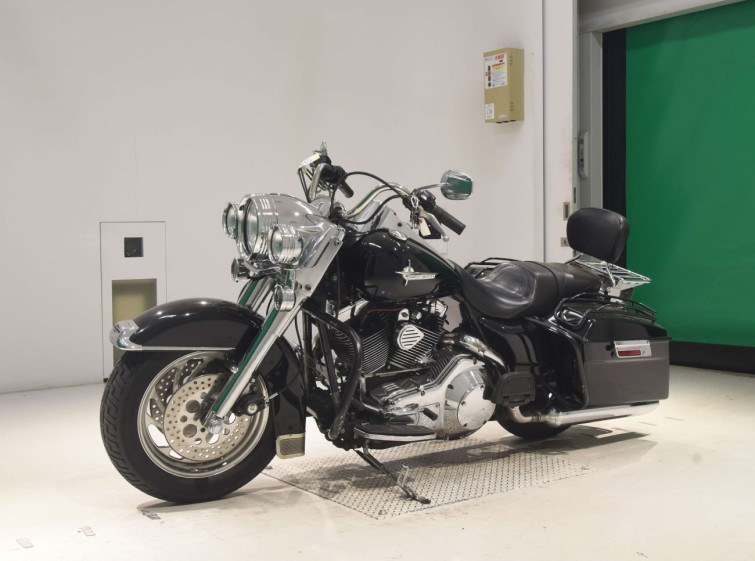 Мотоцикл HD ROAD KING FLHR1450 з пробігом 145132 km